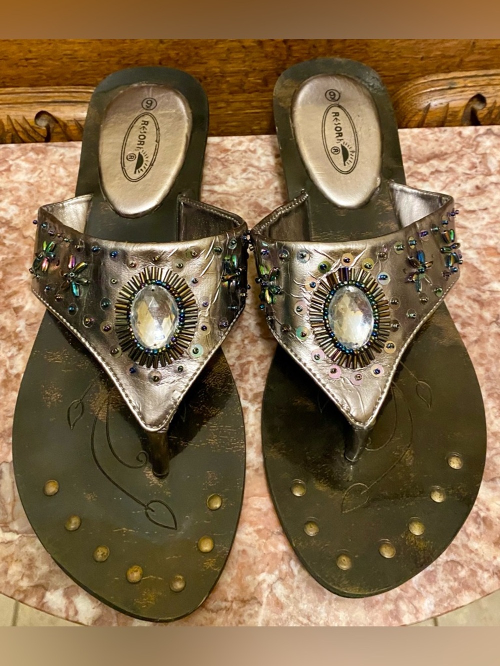 RESORT Metallic Silver Jeweled Thong Sandals; EUC. Size 9